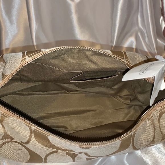 🌻 COACH F17434 🌻 KHAKI WHITE SIGNATURE HOBO - Picture 6 of 9